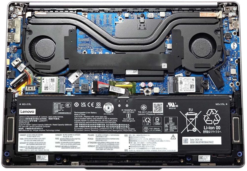 * ULTRABOOK * Lenovo IdeaPad Pro 5 Gen 9 14" . AMD Ryzen™ 7 8845HS . OLED 120Hz . nvme 512GB . 32GB