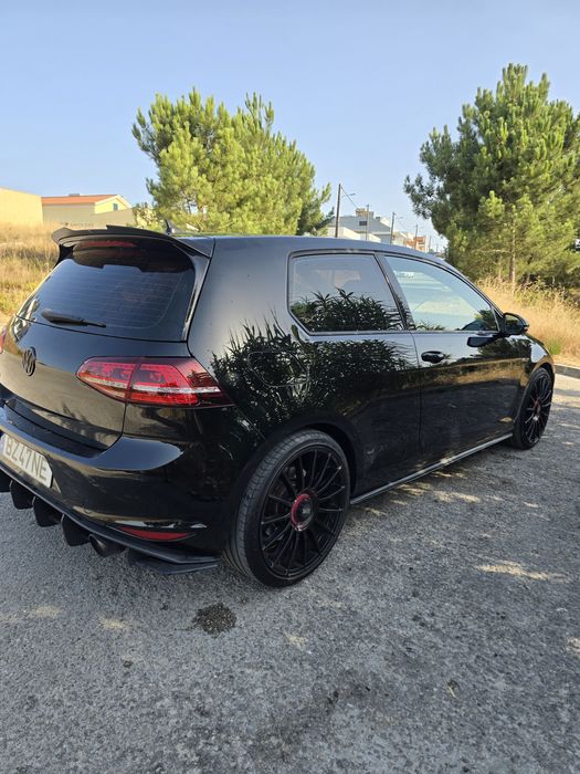 Volkswagen Golf GTI PERFORMANCE