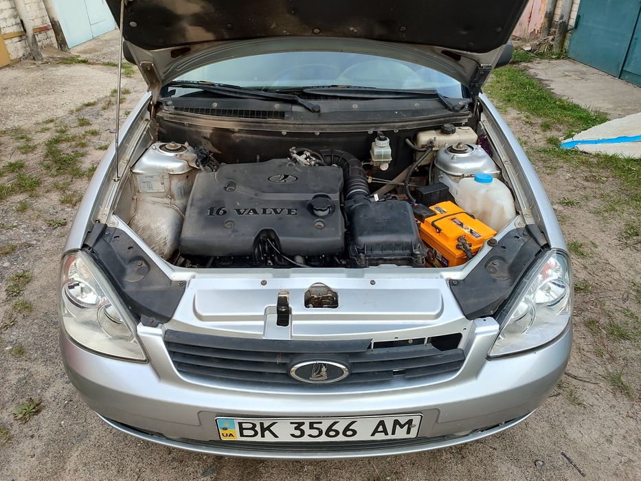 Легковий автомобіль лада пріора