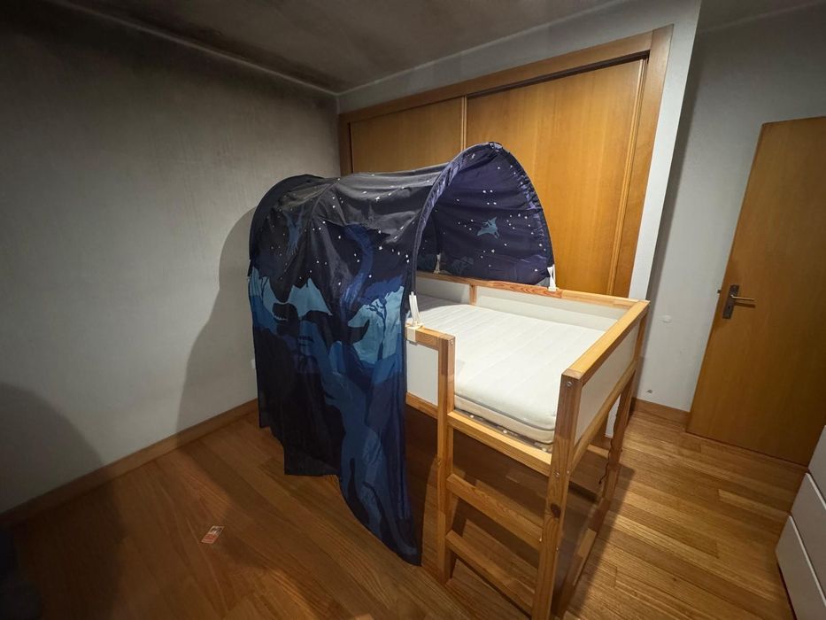 Cama criança alta ou baixa