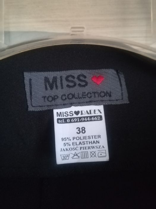 Spodnie eleganckie czarne