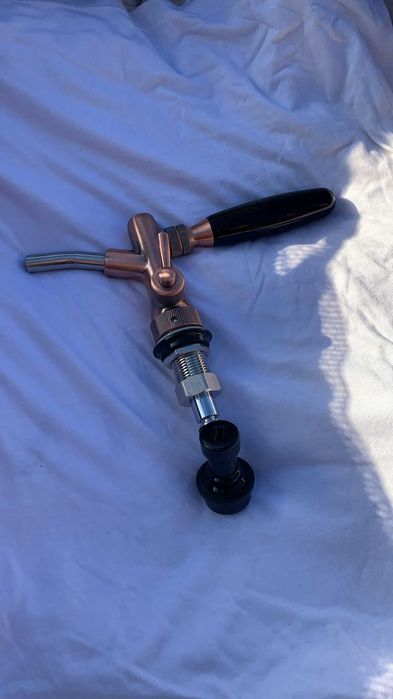 Регулируемый кран для разливного пива