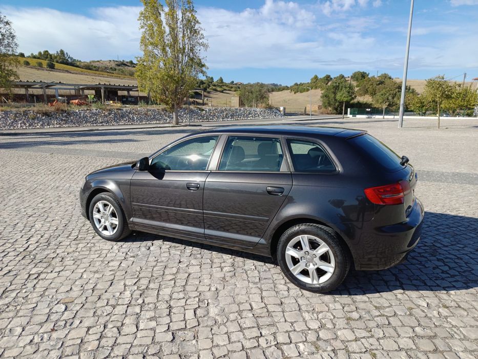 Audi A3 Sportback — photo 2