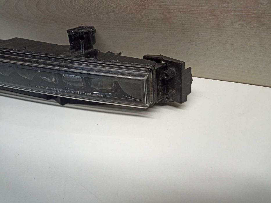 Honda CR-V V halogen drl prawy