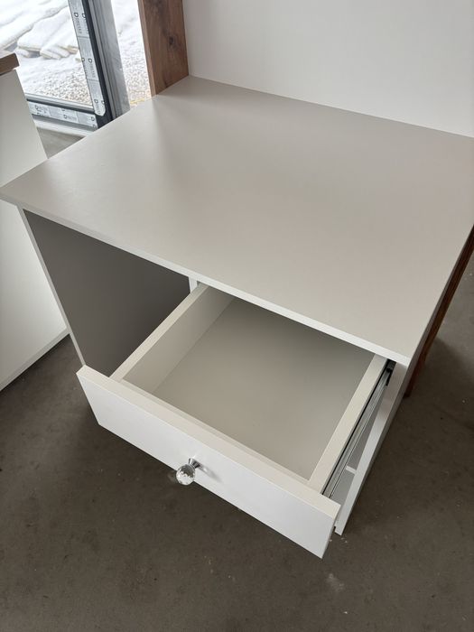 Lada recepcyjna recepcja nowa