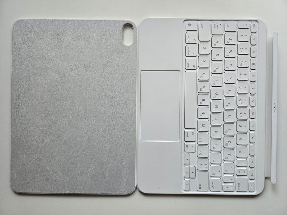 Apple Magic Keyboard MQDP3LL/A (Folio) для iPad 10 (2022)