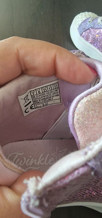 Sapatilhas sketchers borboleta menina