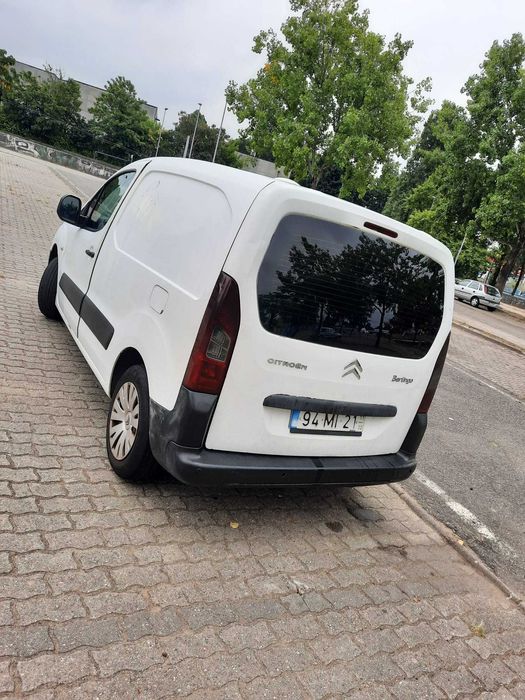 Citroën berlingo 3 lugares fibrada