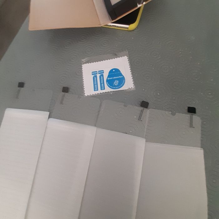 Peliculas de vidro samsung, 4 uni,  A40s, 6.8x15cm