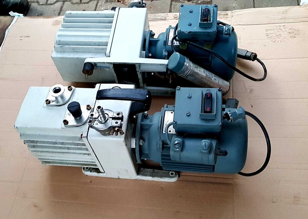 LEYBOLD-HERAEUS Dwustopniowa Pompa Próżniowa D4A/WS Silnik AMEB71FY4R3