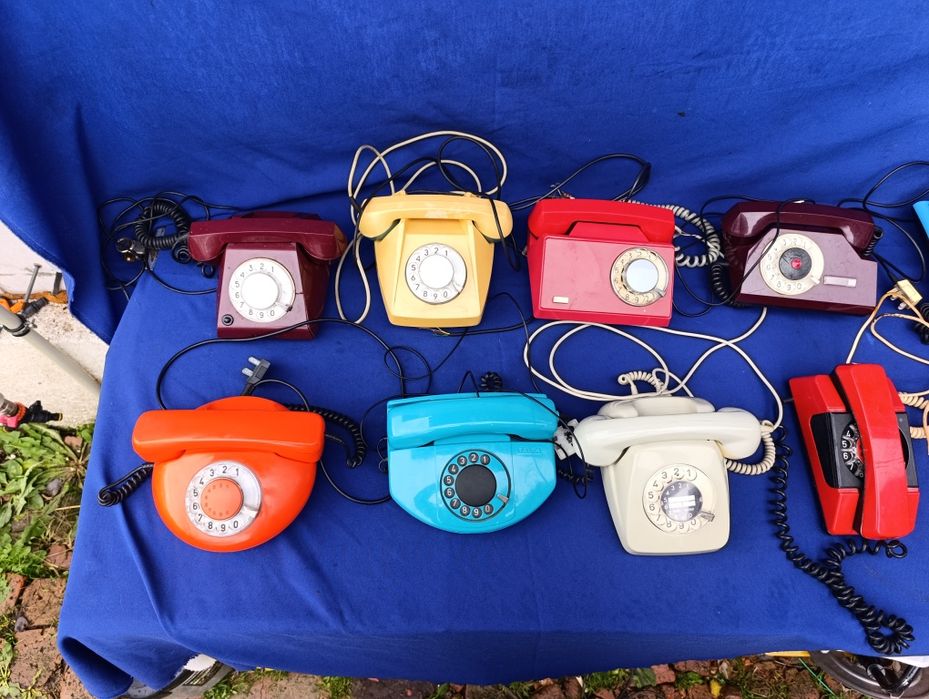 Стационарный телефон СССР с круглым диском советский стаціонарний