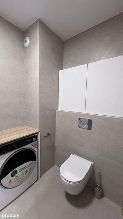 Bezpośrednio od wł | 2 pokoje 39,61 m² + loggia + miejsce w hali garaż