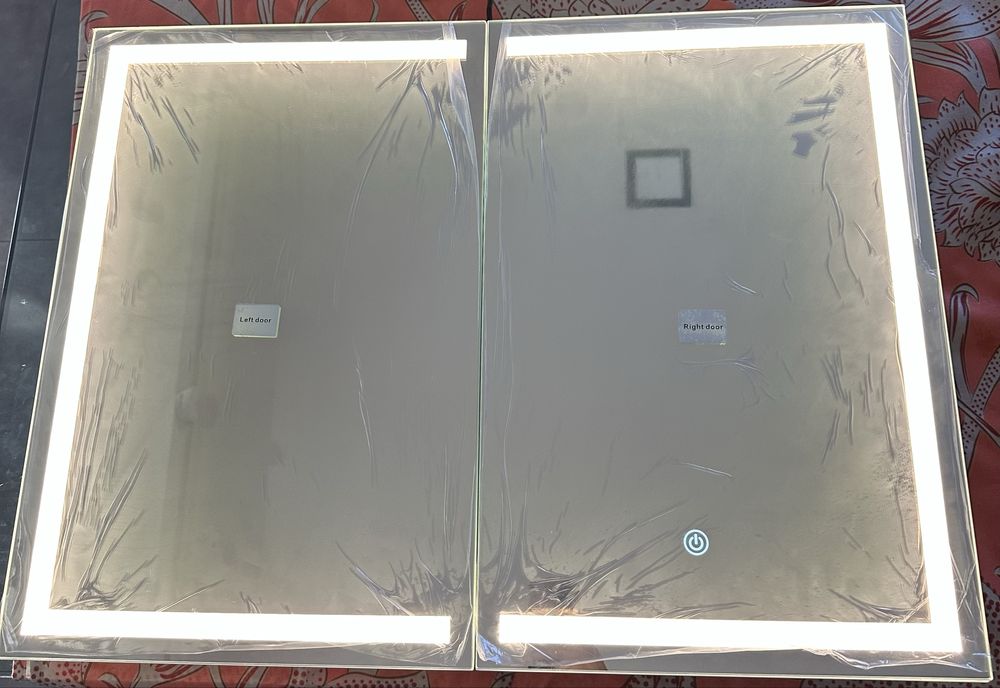 Armário de casa de banho Touch iluminado LED 3 cores