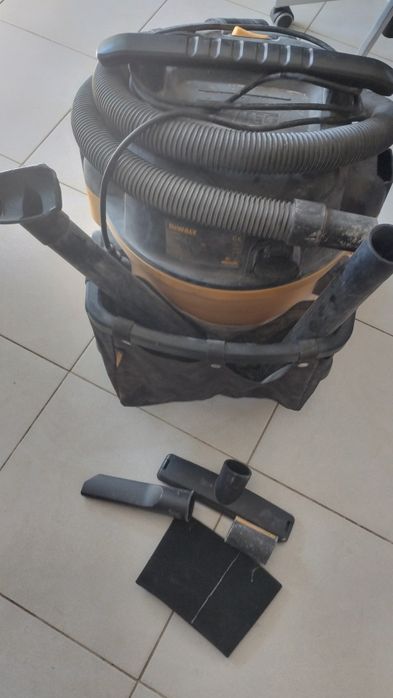 Odkurzacz DeWalt DXV34PTA. Nie wysyłam.