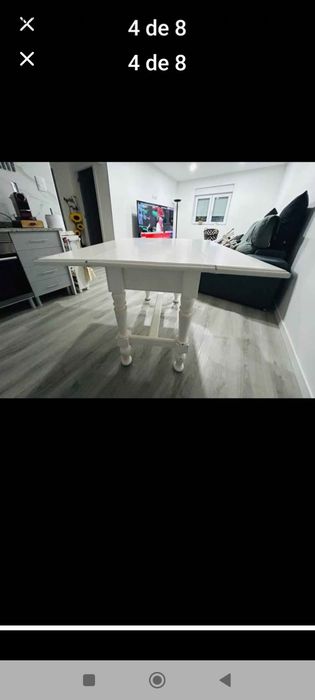 Mesa e 6 bancos de cozinha