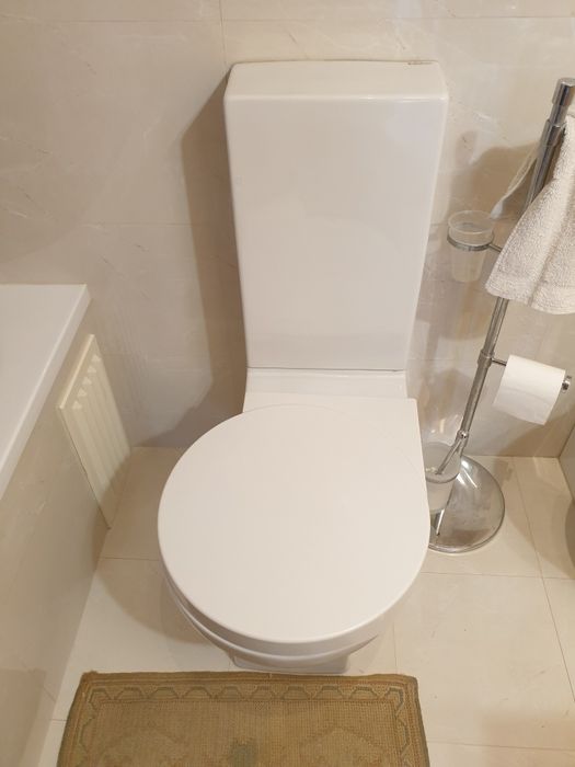 Tanque e Sanita Valadares ASSIMETRICA( NAO TENHO O TAMPO)