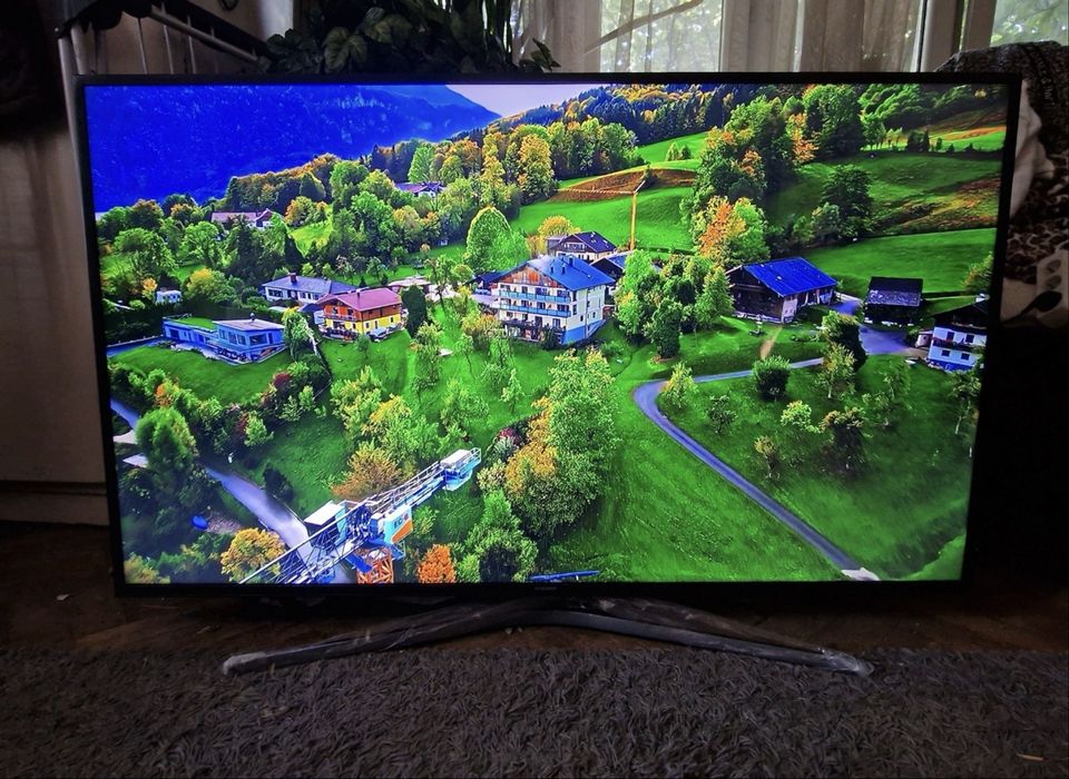 Samsung 55” 4K smart wifi dvbt 2 hevc uhd telewizor led tv