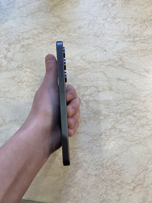 Samsung S24 FE 8 128