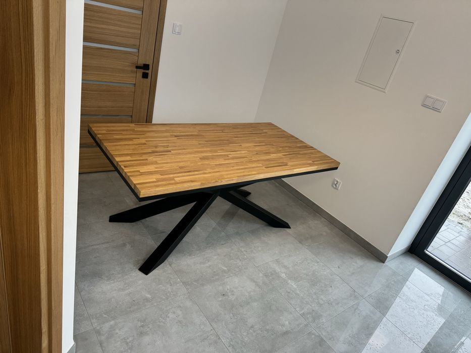 Solidny stół dębowy 180x90 cm – lite drewno, metalowa podstawa
