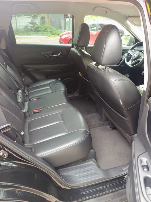 Nissan rogue SL 2018
