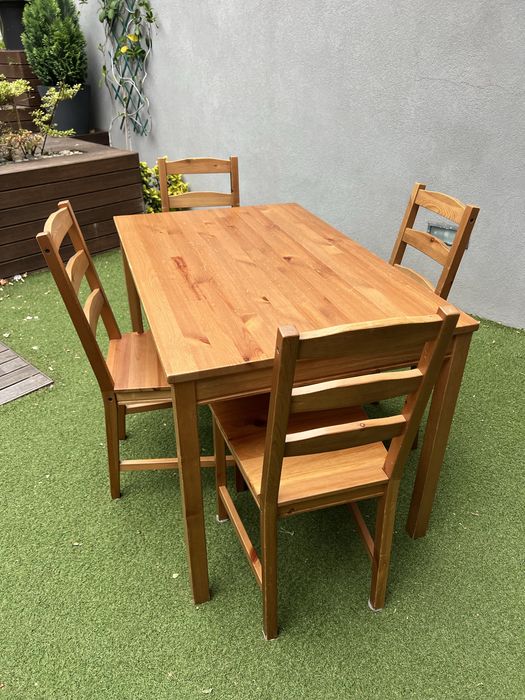 Mesa com 4 cadeiras Pinho Maciço - IKEA JOKKMOKK