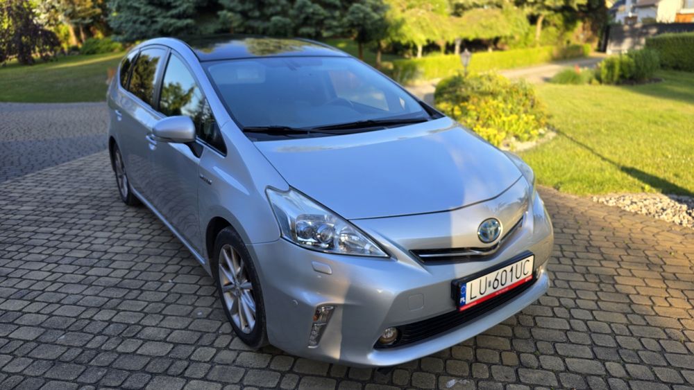 Toyota prius plus hsd prestige pcs