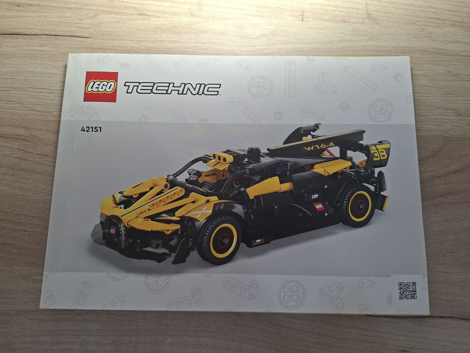 LEGO Technic 42151 Bugatti Bolide з інструкцією