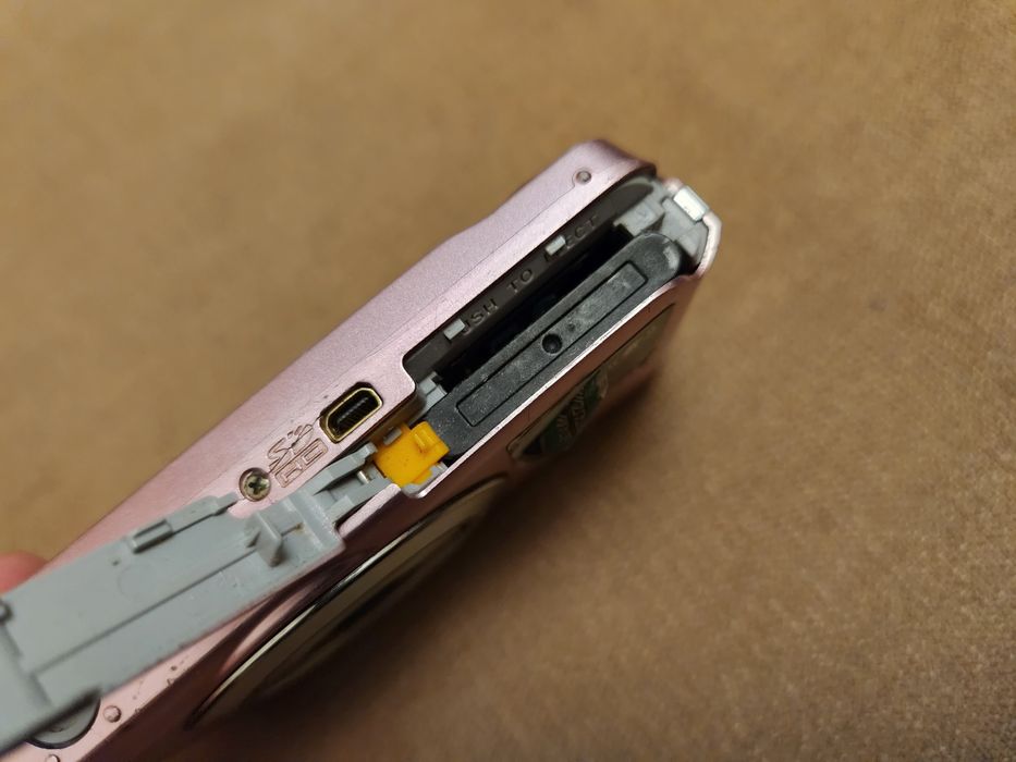 Фотоапарат fujifilm finepix jv100