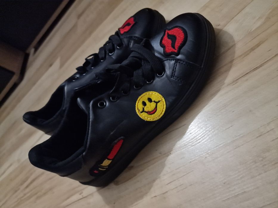 Okazja!! Nowe trampki emotki czarne 38