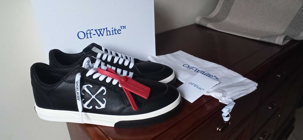 (r. 46) Nowe buty OFF-WHITE New Low Vulcanized Black White czarne