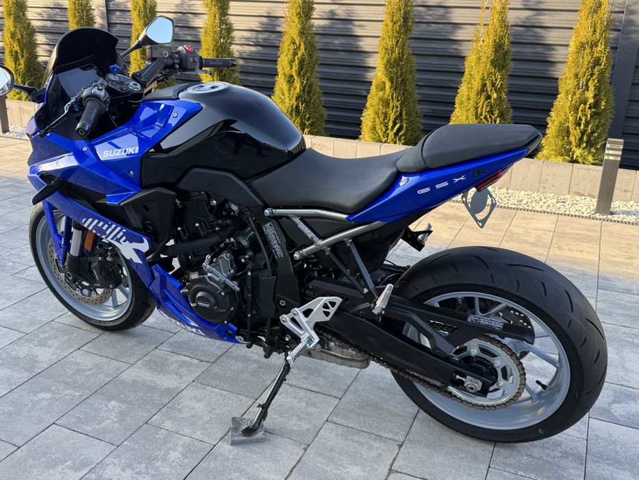 Suzuki gsx 8r 2024
