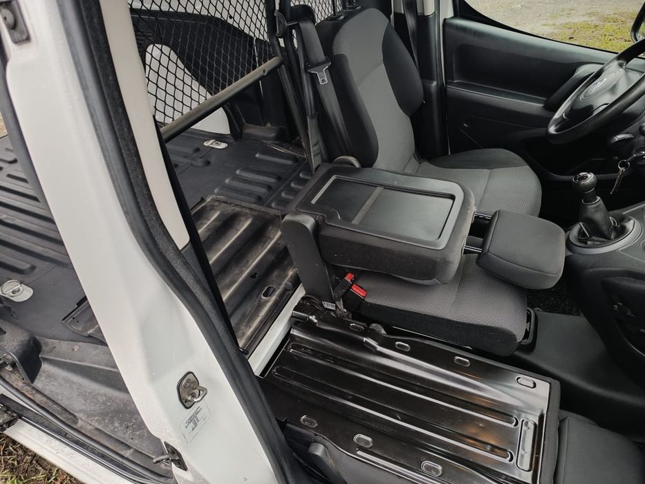 Citroen berlingo 1.6 HDI 3LUGARES POUCOS KMS  nacional