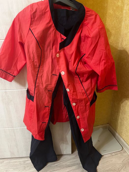 Продам медичний костюм