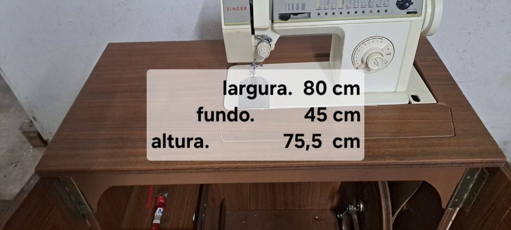 Máquina de costurar Singer