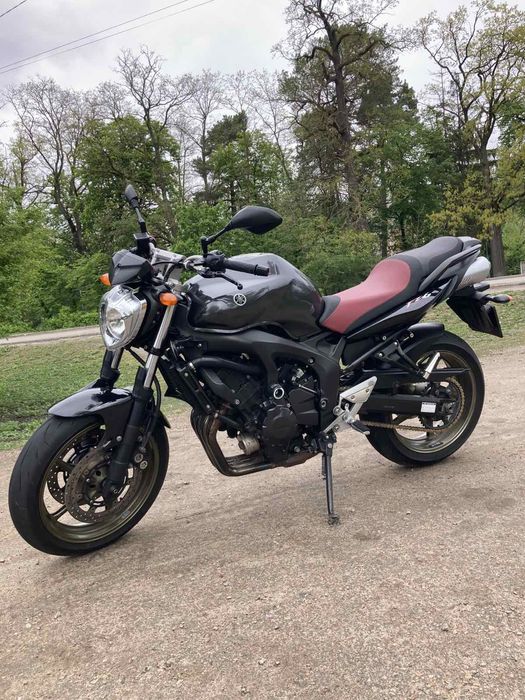 В продажі YAMAHA FZ6-S2