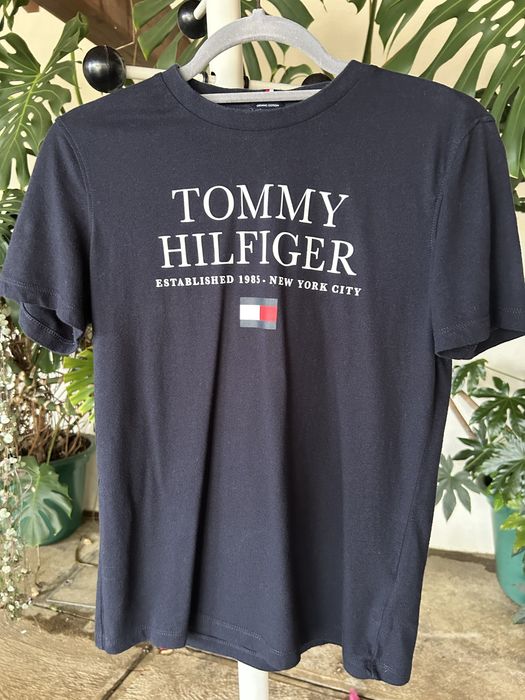 Lote 4 artigos Tommy Hilfiger - Rapaz 14/16 anos
