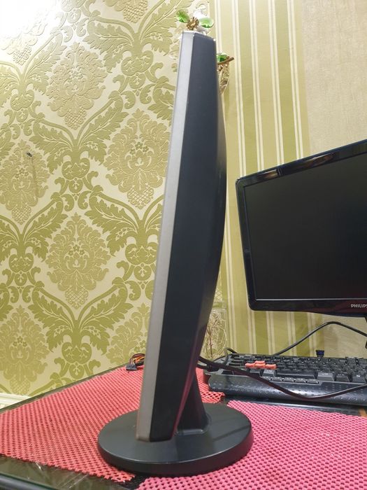 Монитор Samsung SyncMaster 943NW