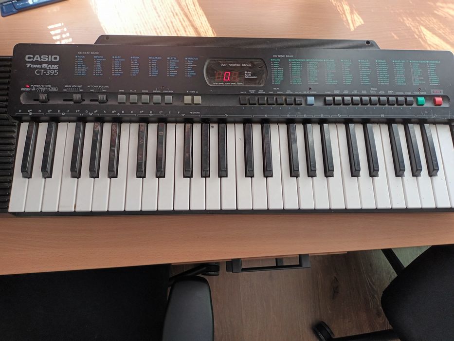 Синтезатор Casio CT-395 з Німеччини