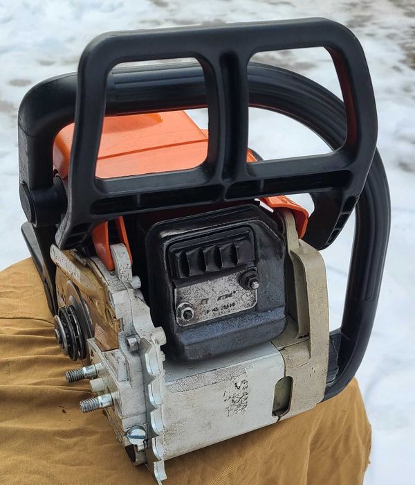 stihl 180              .