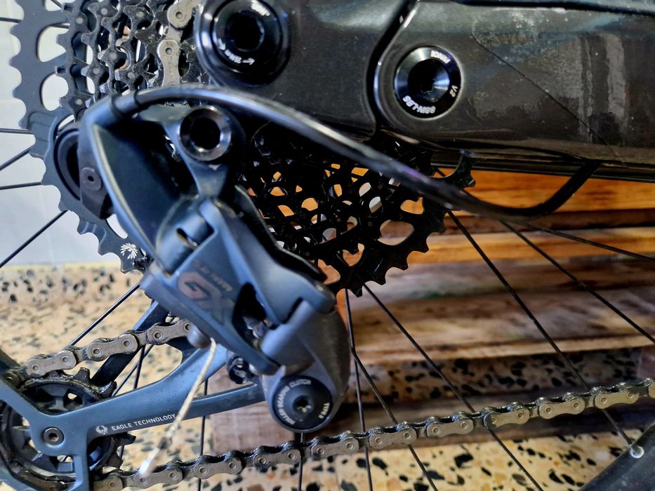 Bicicleta Elétrica SCOTT Strike eRIDE 900 EVO