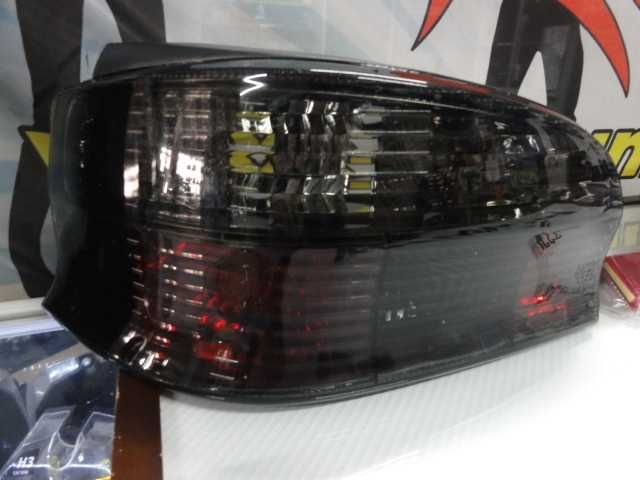 Farolins / Faróis traseiros para Citroen Saxo 1996-2003 fundo smoke estilo inpro