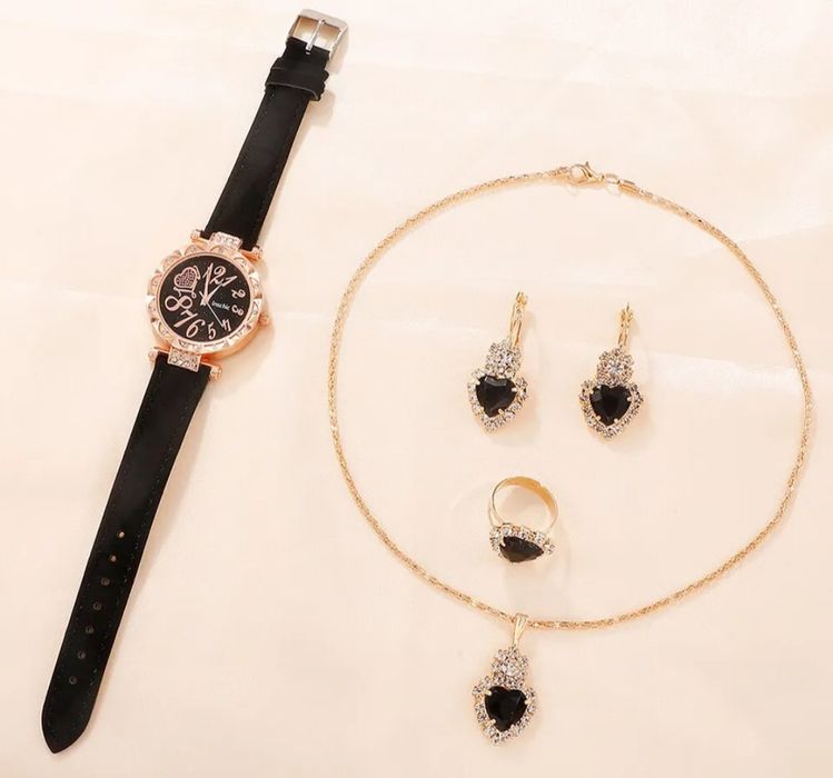 Conjunto Relógio, Brincos ,Colar e Anel - Love Heart Black