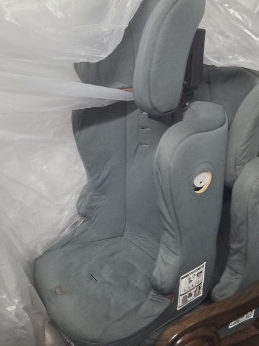 3 Cadeiras auto criança isofix