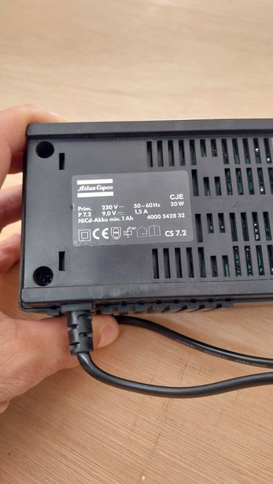 Berbequim a bateria Hitachi AEG