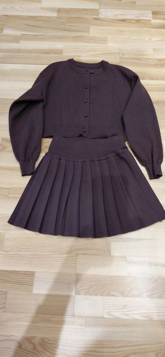 Костюм шерстяной ромір S