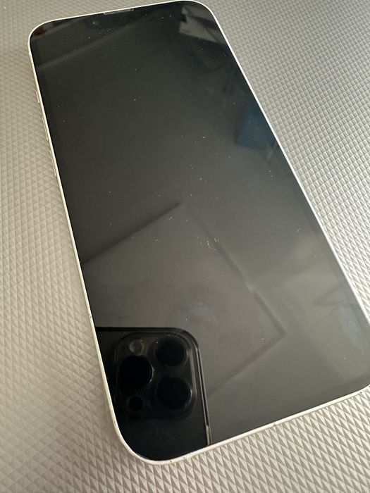 Дисплей, корпус iphone 13