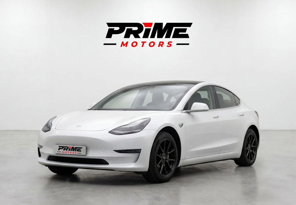 Tesla Model 3 Standard Range Plus RWD