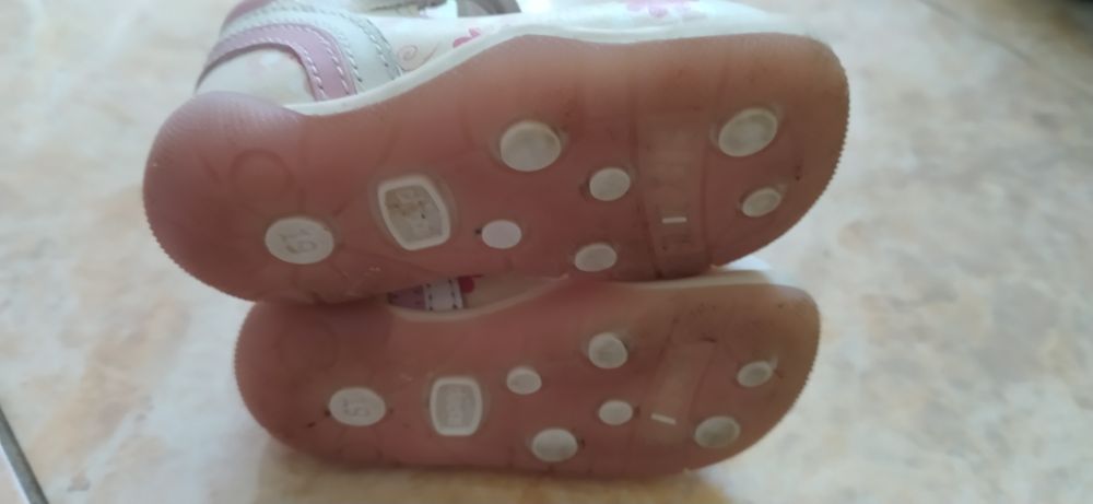 Туфли для девочки Chicco 19 размер
