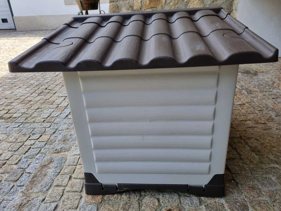 Casota para cão - Ferplast Dogvilla 70 com isolamento