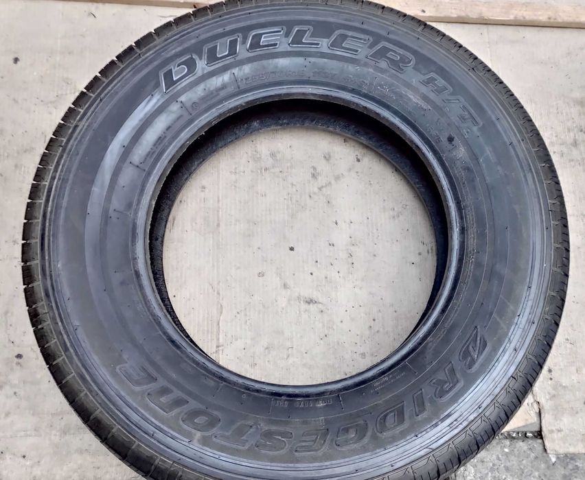 шини 255/70R18. Bridgestone . 99% Всесезонні. 245